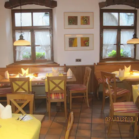 Ellenbergs Restaurant & * Hessheim